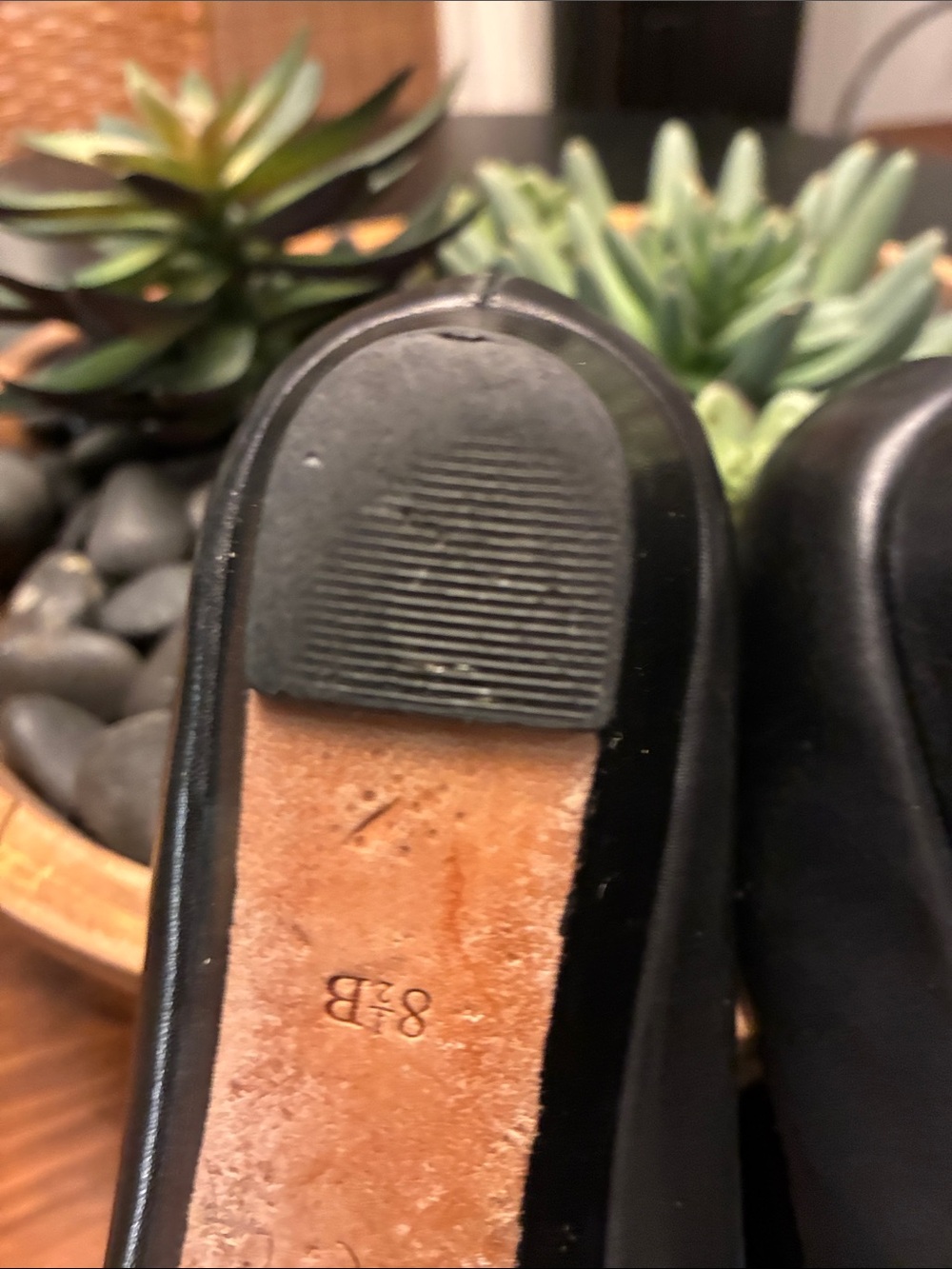 Cole Haan Black Leather Classic Wedge Pumps 8.5 - Picture 9 of 16